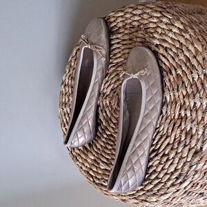 French Sole Womens Classic Champagne Gold Leather Quilted Ballet Flats Bow S-8.5